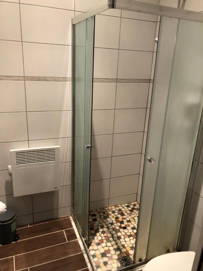 Апартаменты Studio Lit Separe Tarbes Centre Экстерьер фото